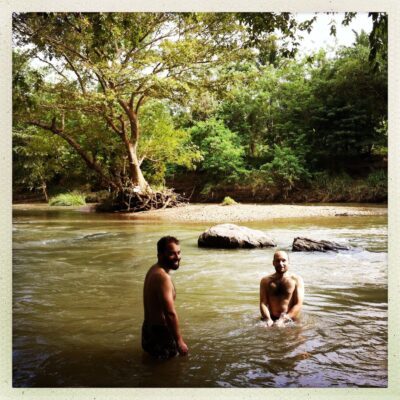 sri lanka baignade riviere