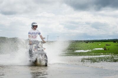 sri lanka en moto paysage motard