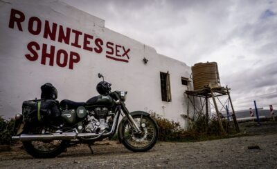 ronnies sex shop