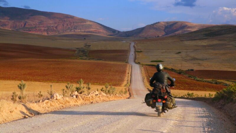 johann en moto au perou