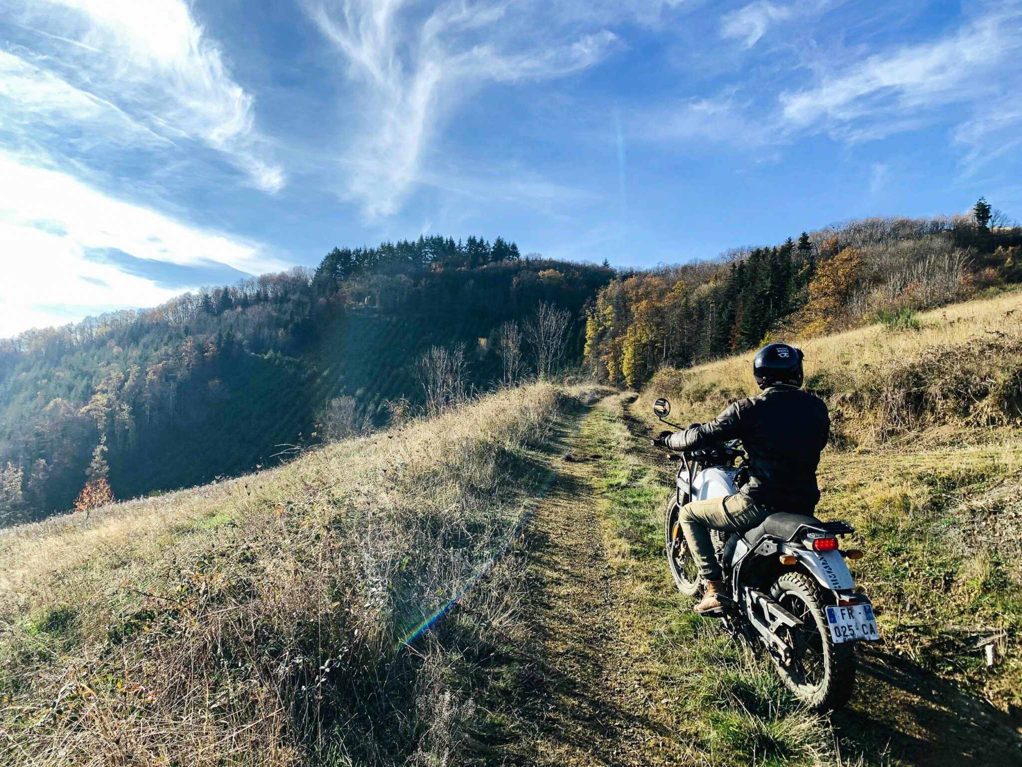 VOTRE VOYAGE MOTO EN FRANCE
5 étapes - 800 km, Sur les chemins d’une France oubliée