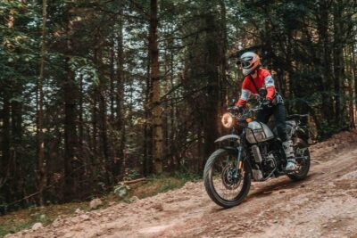 paysage en france moto