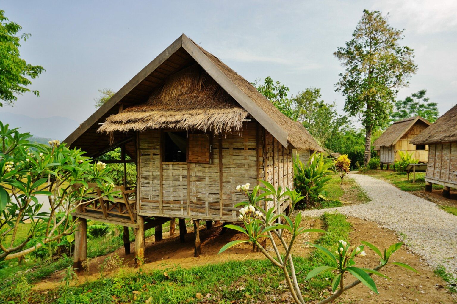 stilt house thailand