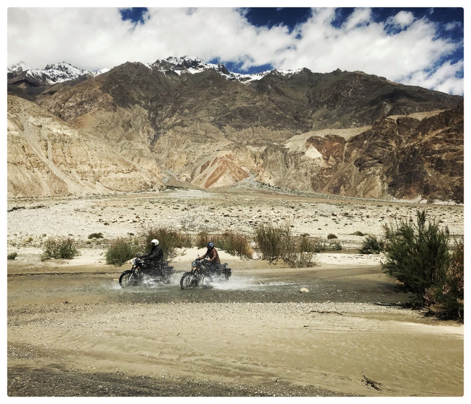 motorcycle adventure himalaya india 