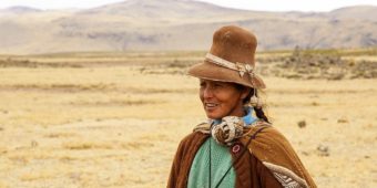femme quechua bergere